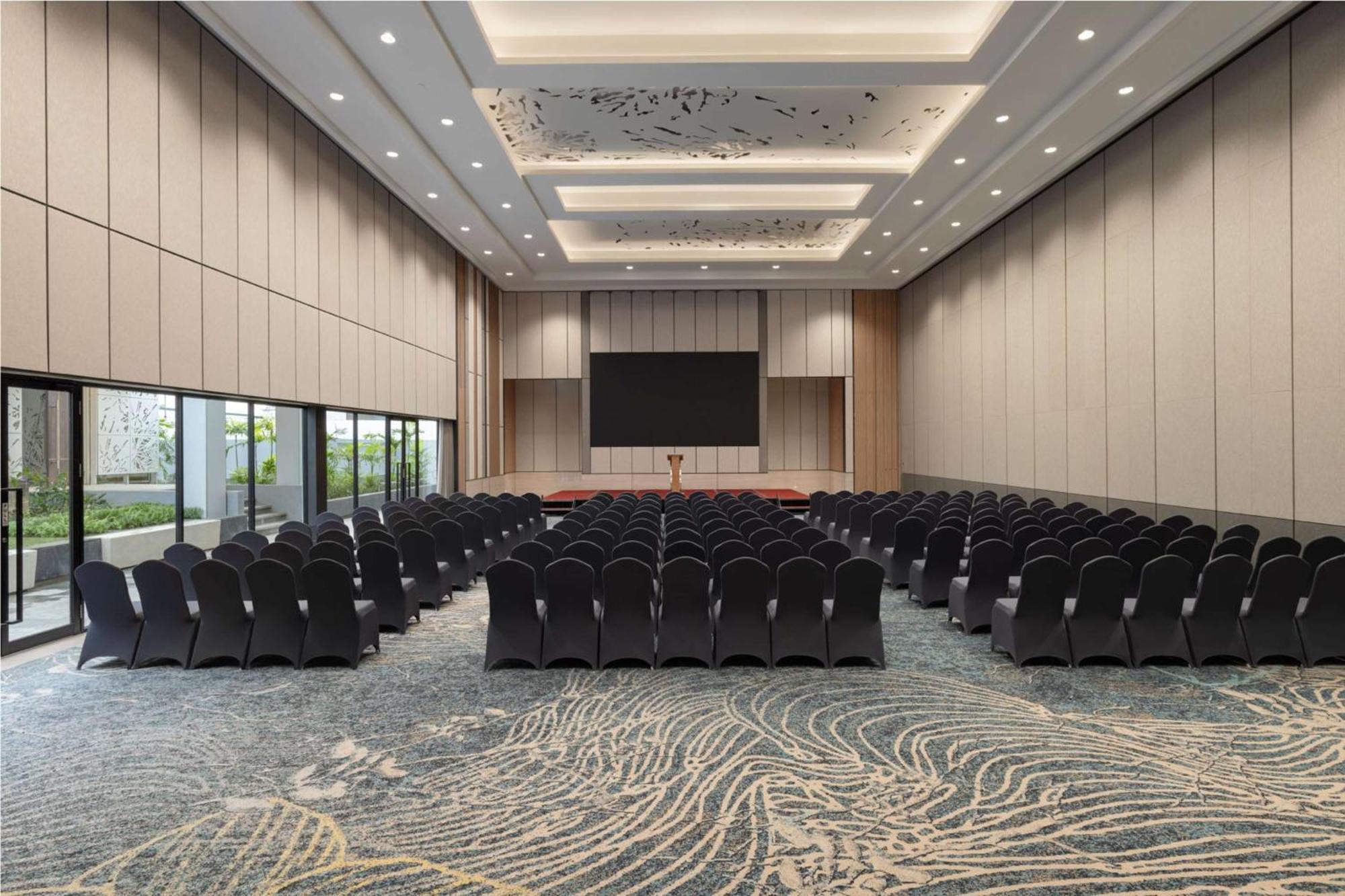 Doubletree By Hilton Jakarta Bintaro Jaya Serpong Bagian luar foto