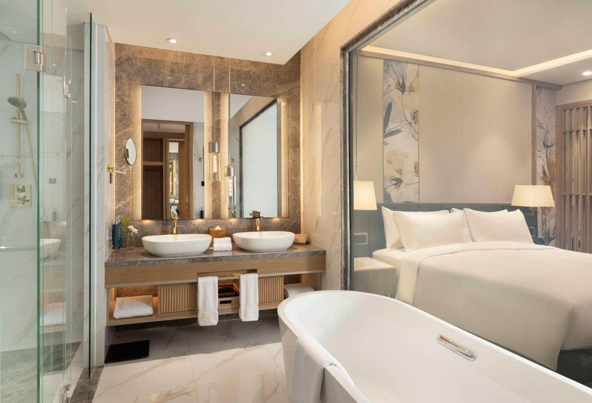 Doubletree By Hilton Jakarta Bintaro Jaya Serpong Bagian luar foto