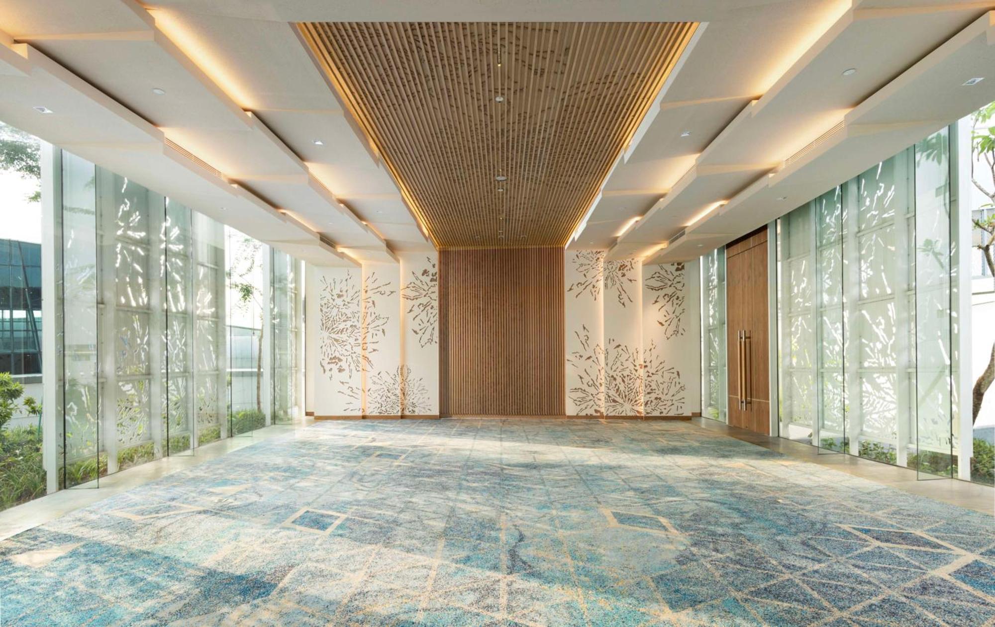 Doubletree By Hilton Jakarta Bintaro Jaya Serpong Bagian luar foto