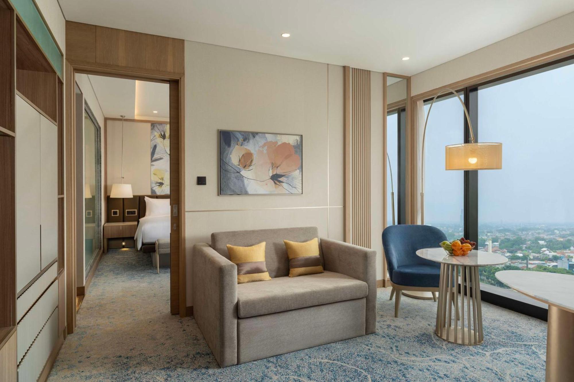 Doubletree By Hilton Jakarta Bintaro Jaya Serpong Bagian luar foto
